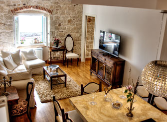 Exclusive sea view apartment in the center of Split city 