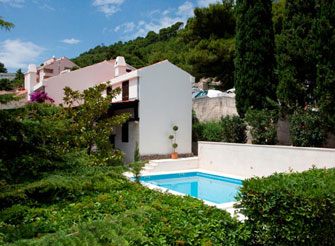 Villa with swimming pool in Baška Voda on Makarska Riviera