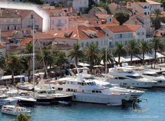 Luxury villa with pool in Hvar Town in Dalmatia
