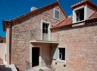 Traditional Dalmatian Stone House in Omiš - Dalmatia region