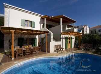Wonderful holiday villa with pool in Hvar town in Dalmatia