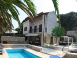 Waterfront luxury villa in Dubrovnik with pool 