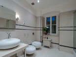 Other view of en-suite bathroom of the senior suite on the first floor of this Dubrovnik exclusive villa