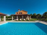 Outside the High quality villa with pool in Istria near Labin and Rabac