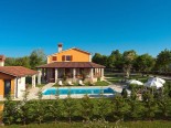 Outside the High quality villa with pool in Istria near Labin and Rabac