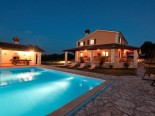 High quality villa with pool in Istria near Labin and Rabac by night