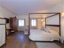 Luxury Heritage Castele - The Duke Savoyski Suite