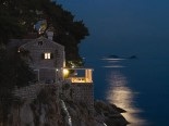 Exclusive villa in Dubrovnik with direct view on the Old town walls