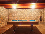 Pool table