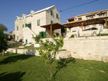 Old Dalmatian stone villa with pool in Sumartin on Brac island