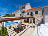 Centrally located four star villa with swimming pool in Povlja on Brač Island 
