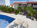 Recently renovated 250 year old Dalmatian stone house with pool in Sutivan on Brač island