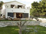 View on holiday villa for rent in Sumartin on Brač island 