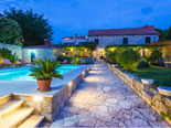 Holiday villa in Dubrovnik with pool and beautiful garden