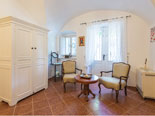 Other view on the master suite in this Dubrovnik villa for rent